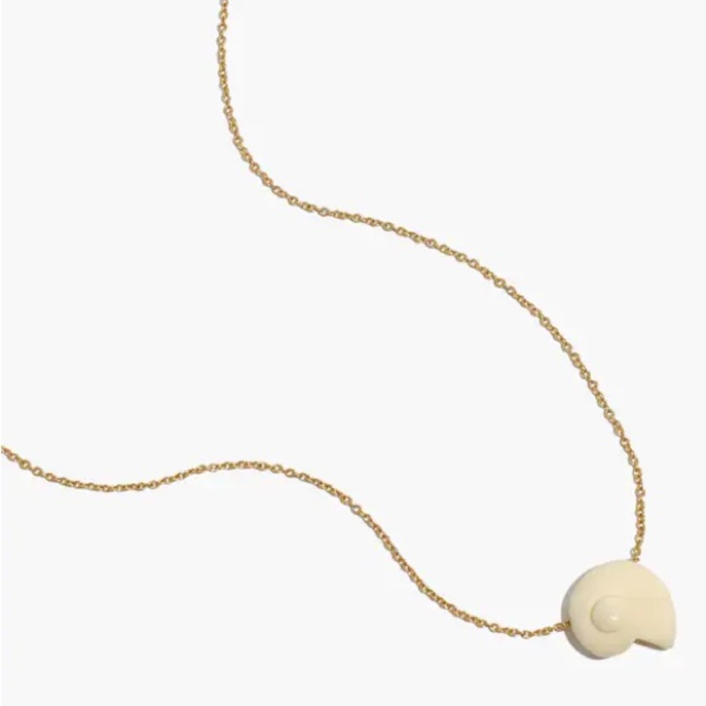 Madewell Gold and Cream Seashell Pendant Necklace